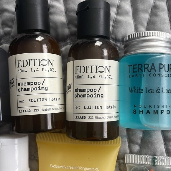 15 Deluxe Travel Size Shampoos - Picture 3 of 7